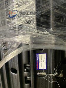 Peças de Escavadeira Mais Vendidas R35Z 44L, conjunto de elos de esteira, conjunto de corrente de esteira, conjunto de sapatas de esteira